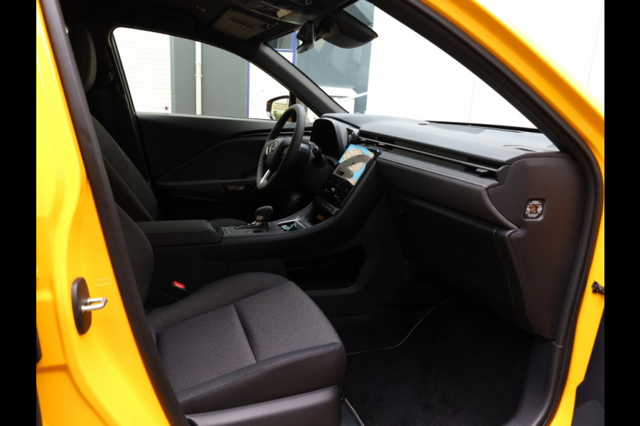 Lexus LBX 2WD Comfort & Safety | Nieuw | Stoelverwarming | Parkeersensoren