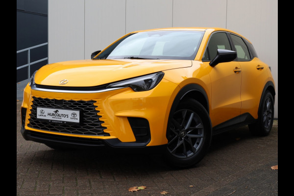 Lexus LBX 2WD Comfort & Safety | Nieuw | Stoelverwarming | Parkeersensoren