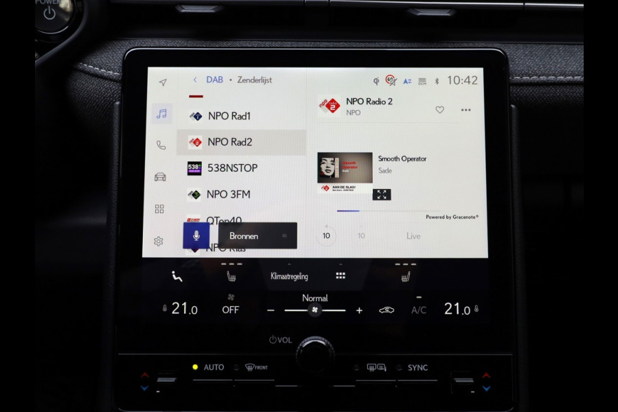 Lexus LBX 2WD Comfort & Safety | Nieuw | Stoelverwarming | Parkeersensoren