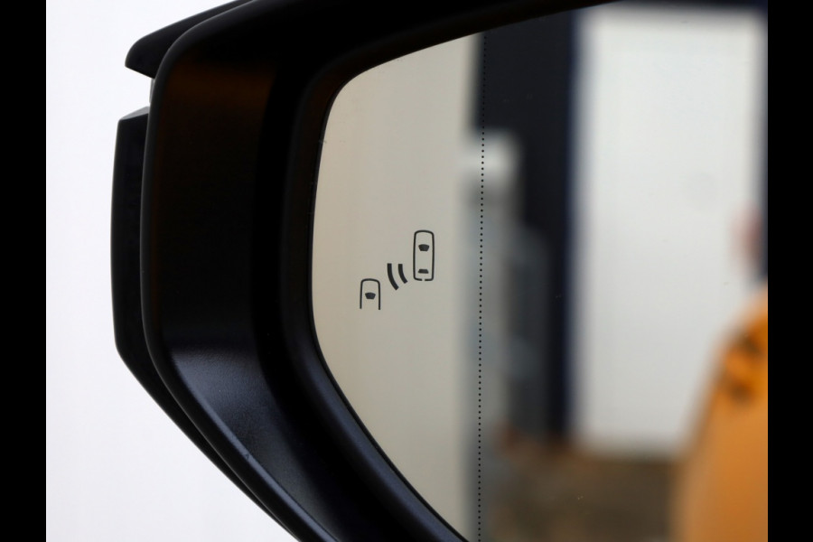 Lexus LBX 2WD Comfort & Safety | Nieuw | Stoelverwarming | Parkeersensoren