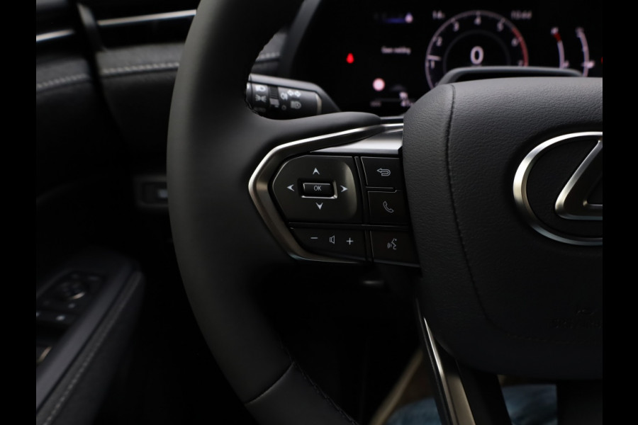 Lexus LBX 2WD Comfort & Safety | Nieuw | Stoelverwarming | Parkeersensoren