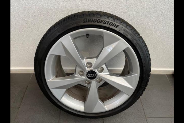 Audi A3 Sportback 30 TFSI Pro Line 110 pk S-tronic | Gratis Winterset | Parkeersensoren achter | Cruise control | Apple Carplay/Android Auto | LED koplampen |