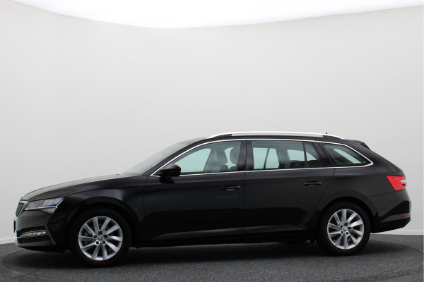 Škoda Superb Combi 1.4 TSI iV PHEV Business Edition Plus Leer, Camera, Apple Carplay, Elektr. Stoel, LED, Trekhaak, PDC