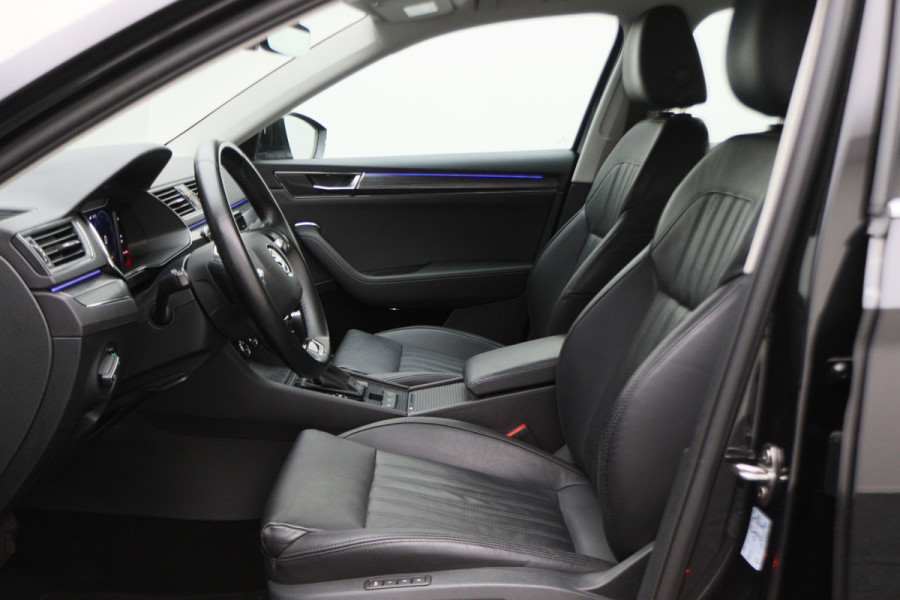 Škoda Superb Combi 1.4 TSI iV PHEV Business Edition Plus Leer, Camera, Apple Carplay, Elektr. Stoel, LED, Trekhaak, PDC