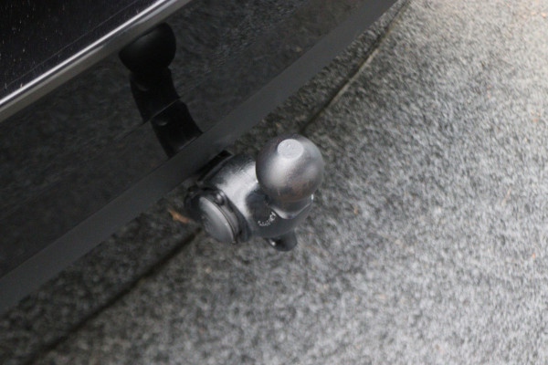 Škoda Superb Combi 1.4 TSI iV PHEV Business Edition Plus Leer, Camera, Apple Carplay, Elektr. Stoel, LED, Trekhaak, PDC