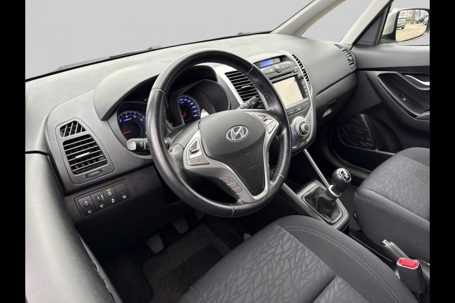 Hyundai ix20 1.4i Go! | Airco | Camera | Trekhaak | Dealer onderhouden |