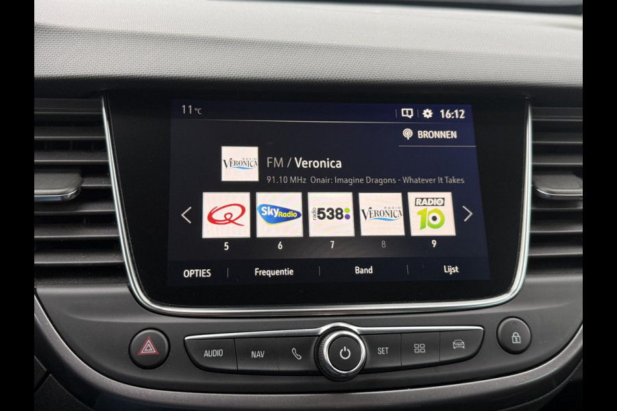 Opel Crossland X 1.2 Turbo Innovation 1e Eigenaar,110pk,Clima,Cruise,Carplay,Camera,PDC V+A,Navi,Elek ramen,D-riem v.v. in 2024,N.A.P,6 Bak,APK tot 04-2027