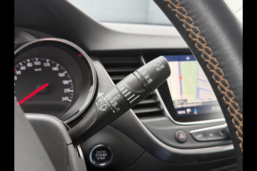 Opel Crossland X 1.2 Turbo Innovation 1e Eigenaar,110pk,Clima,Cruise,Carplay,Camera,PDC V+A,Navi,Elek ramen,D-riem v.v. in 2024,N.A.P,6 Bak,APK tot 04-2027