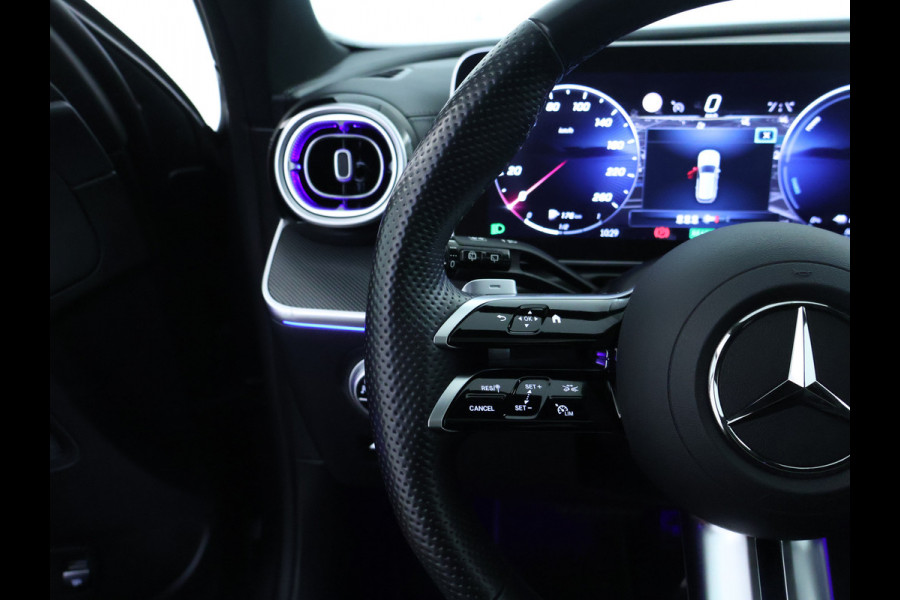 Mercedes-Benz C-Klasse Estate 300 e AMG Plug-In Hybride AMG Line | Night Pakket | Trekhaak | Panorama Schuif-Kanteldak | Memory Voorstoelen. Inclusief 24 maanden Mercedes-Benz Certified garantie voor Europa.