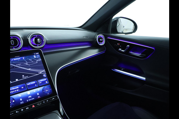 Mercedes-Benz C-Klasse Estate 300 e AMG Plug-In Hybride AMG Line | Night Pakket | Trekhaak | Panorama Schuif-Kanteldak | Memory Voorstoelen. Inclusief 24 maanden Mercedes-Benz Certified garantie voor Europa.