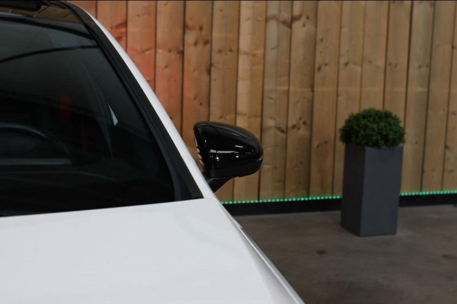 Mercedes-Benz A-Klasse AMG 35 4MATIC *Pano*Nw Kop*Sfeerverlichting*Multibeam Led*