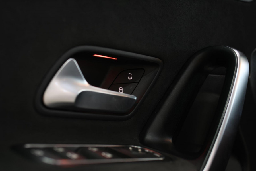 Mercedes-Benz A-Klasse AMG 35 4MATIC *Pano*Nw Kop*Sfeerverlichting*Multibeam Led*