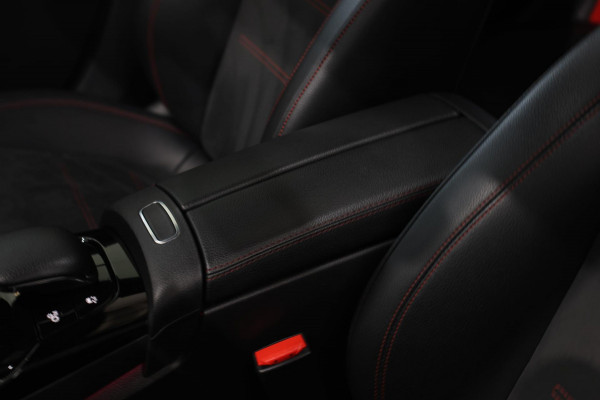 Mercedes-Benz A-Klasse AMG 35 4MATIC *Pano*Nw Kop*Sfeerverlichting*Multibeam Led*