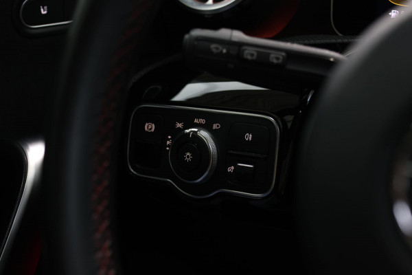Mercedes-Benz A-Klasse AMG 35 4MATIC *Pano*Nw Kop*Sfeerverlichting*Multibeam Led*