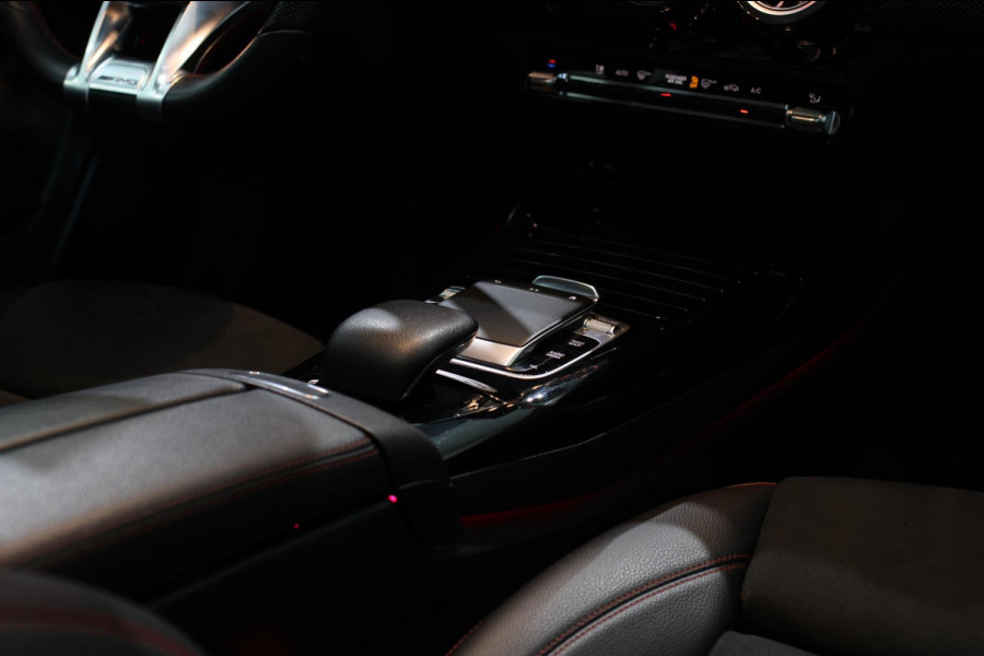 Mercedes-Benz A-Klasse AMG 35 4MATIC *Pano*Nw Kop*Sfeerverlichting*Multibeam Led*