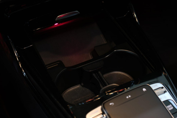 Mercedes-Benz A-Klasse AMG 35 4MATIC *Pano*Nw Kop*Sfeerverlichting*Multibeam Led*