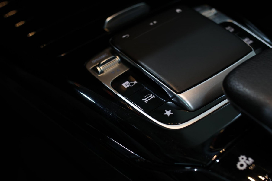 Mercedes-Benz A-Klasse AMG 35 4MATIC *Pano*Nw Kop*Sfeerverlichting*Multibeam Led*