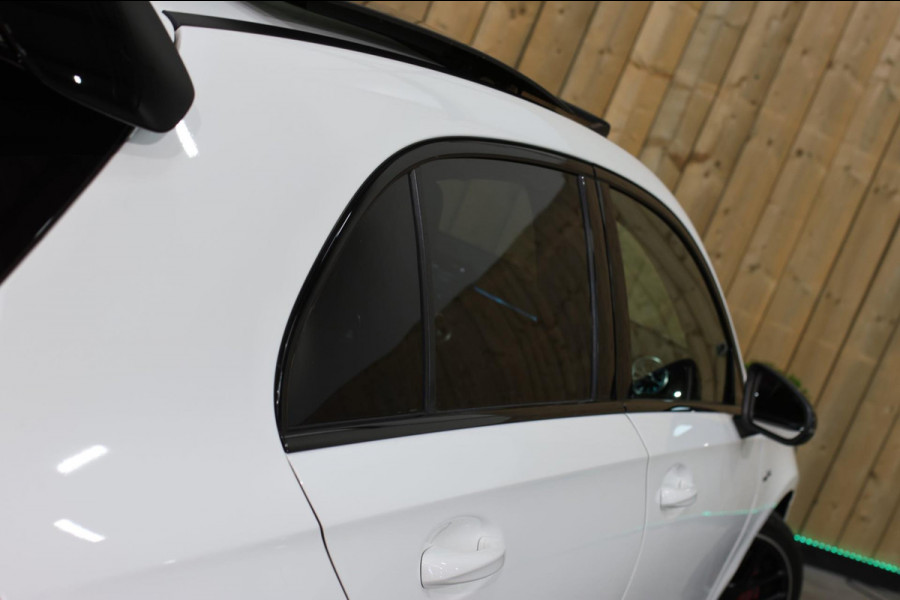 Mercedes-Benz A-Klasse AMG 35 4MATIC *Pano*Nw Kop*Sfeerverlichting*Multibeam Led*