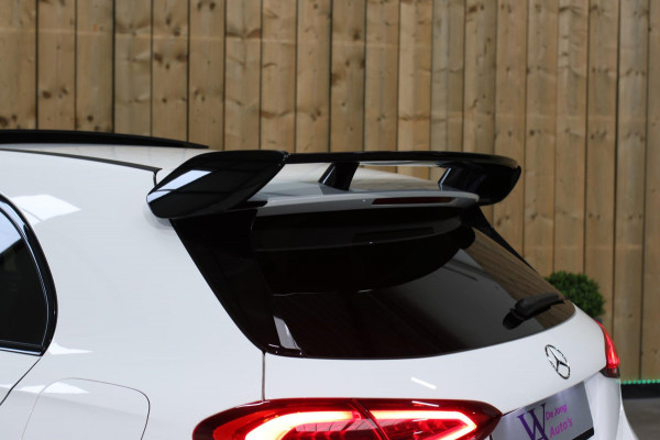 Mercedes-Benz A-Klasse AMG 35 4MATIC *Pano*Nw Kop*Sfeerverlichting*Multibeam Led*
