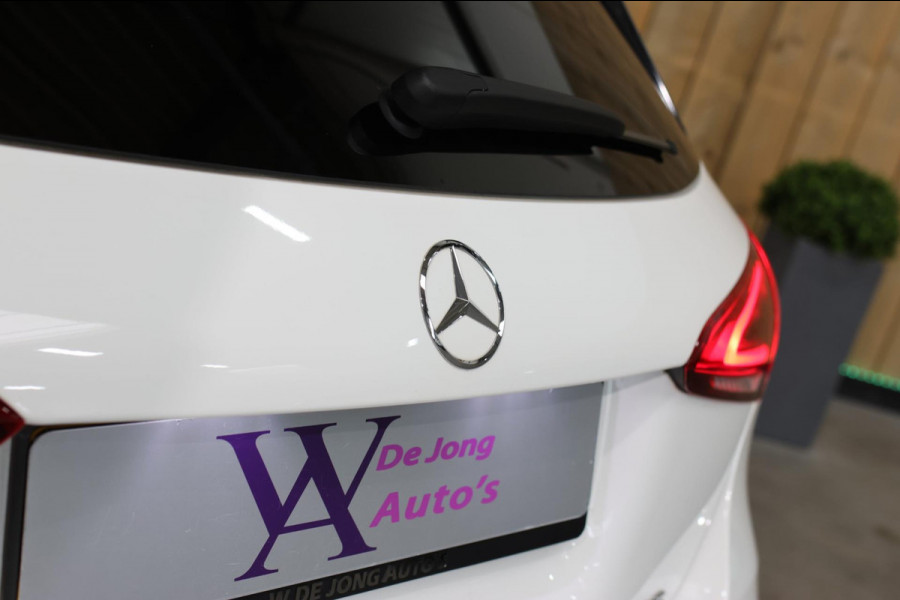 Mercedes-Benz A-Klasse AMG 35 4MATIC *Pano*Nw Kop*Sfeerverlichting*Multibeam Led*