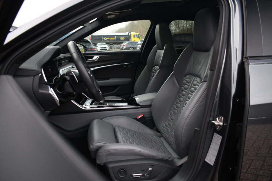 Audi RS6 Avant 4.0 TFSI quattro Dyn+ B&O-high Carbon Pano Ceramic HUD Alc-hemel Softclose Stoelvent Audi RS6 Avant 4.0 TFSI quattro Dyn+ B&O-high Carbon Pano Ceramic HUD Alc-hemel Softclose Stoelvent