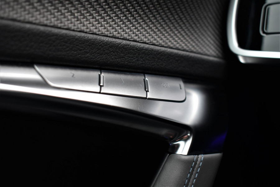 Audi RS6 Avant 4.0 TFSI quattro Dyn+ B&O-high Carbon Pano Ceramic HUD Alc-hemel Softclose Stoelvent Audi RS6 Avant 4.0 TFSI quattro Dyn+ B&O-high Carbon Pano Ceramic HUD Alc-hemel Softclose Stoelvent