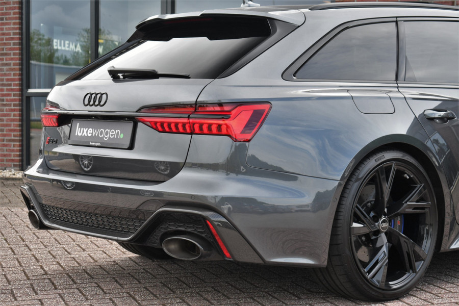 Audi RS6 Avant 4.0 TFSI quattro Dyn+ B&O-high Carbon Pano Ceramic HUD Alc-hemel Softclose Stoelvent Audi RS6 Avant 4.0 TFSI quattro Dyn+ B&O-high Carbon Pano Ceramic HUD Alc-hemel Softclose Stoelvent