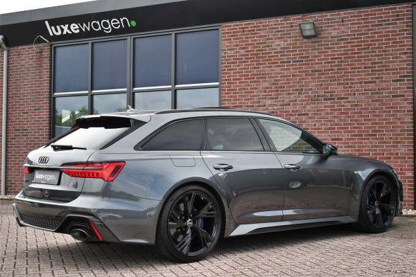 Audi RS6 Avant 4.0 TFSI quattro Dyn+ B&O-high Carbon Pano Ceramic HUD Alc-hemel Softclose Stoelvent Audi RS6 Avant 4.0 TFSI quattro Dyn+ B&O-high Carbon Pano Ceramic HUD Alc-hemel Softclose Stoelvent
