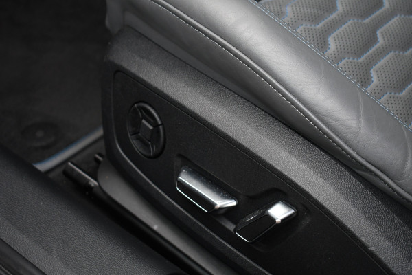 Audi RS6 Avant 4.0 TFSI quattro Dyn+ B&O-high Carbon Pano Ceramic HUD Alc-hemel Softclose Stoelvent Audi RS6 Avant 4.0 TFSI quattro Dyn+ B&O-high Carbon Pano Ceramic HUD Alc-hemel Softclose Stoelvent