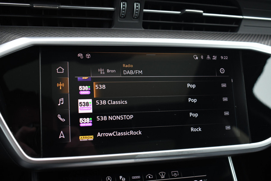 Audi RS6 Avant 4.0 TFSI quattro Dyn+ B&O-high Carbon Pano Ceramic HUD Alc-hemel Softclose Stoelvent Audi RS6 Avant 4.0 TFSI quattro Dyn+ B&O-high Carbon Pano Ceramic HUD Alc-hemel Softclose Stoelvent