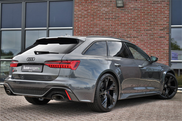 Audi RS6 Avant 4.0 TFSI quattro Dyn+ B&O-high Carbon Pano Ceramic HUD Alc-hemel Softclose Stoelvent Audi RS6 Avant 4.0 TFSI quattro Dyn+ B&O-high Carbon Pano Ceramic HUD Alc-hemel Softclose Stoelvent