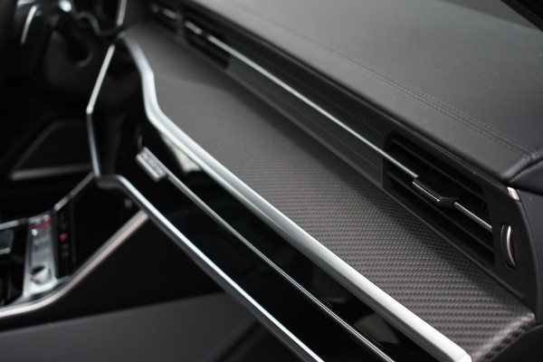 Audi RS6 Avant 4.0 TFSI quattro Dyn+ B&O-high Carbon Pano Ceramic HUD Alc-hemel Softclose Stoelvent Audi RS6 Avant 4.0 TFSI quattro Dyn+ B&O-high Carbon Pano Ceramic HUD Alc-hemel Softclose Stoelvent
