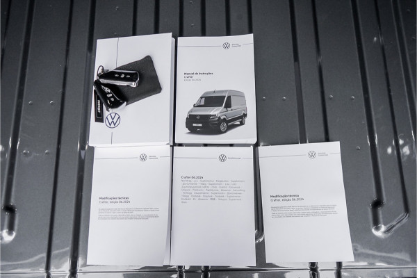 Volkswagen Crafter 35 2.0 TDI L3H2 ACC Dubbel Schuifdeur BPM Vrij Facelift LED Volkswagen Crafter 35 2.0 TDI L3H2 ACC Dubbel Schuifdeur BPM Vrij Facelift LED