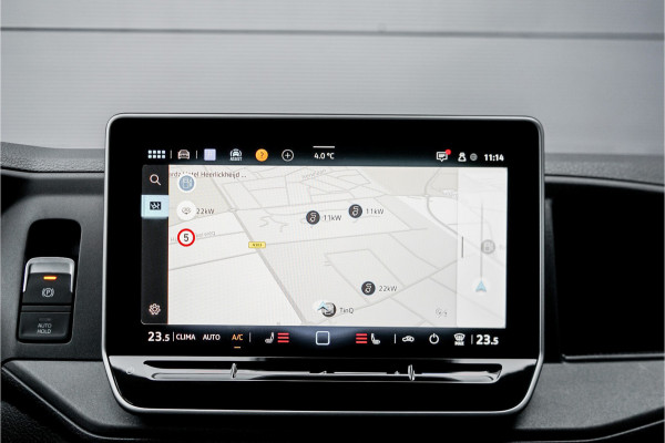 Volkswagen Crafter 35 2.0 TDI L3H2 ACC Dubbel Schuifdeur BPM Vrij Facelift LED Volkswagen Crafter 35 2.0 TDI L3H2 ACC Dubbel Schuifdeur BPM Vrij Facelift LED