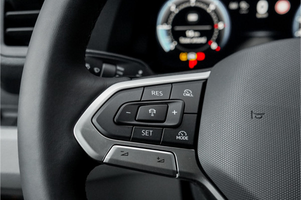 Volkswagen Crafter 35 2.0 TDI L3H2 ACC Dubbel Schuifdeur BPM Vrij Facelift LED Volkswagen Crafter 35 2.0 TDI L3H2 ACC Dubbel Schuifdeur BPM Vrij Facelift LED