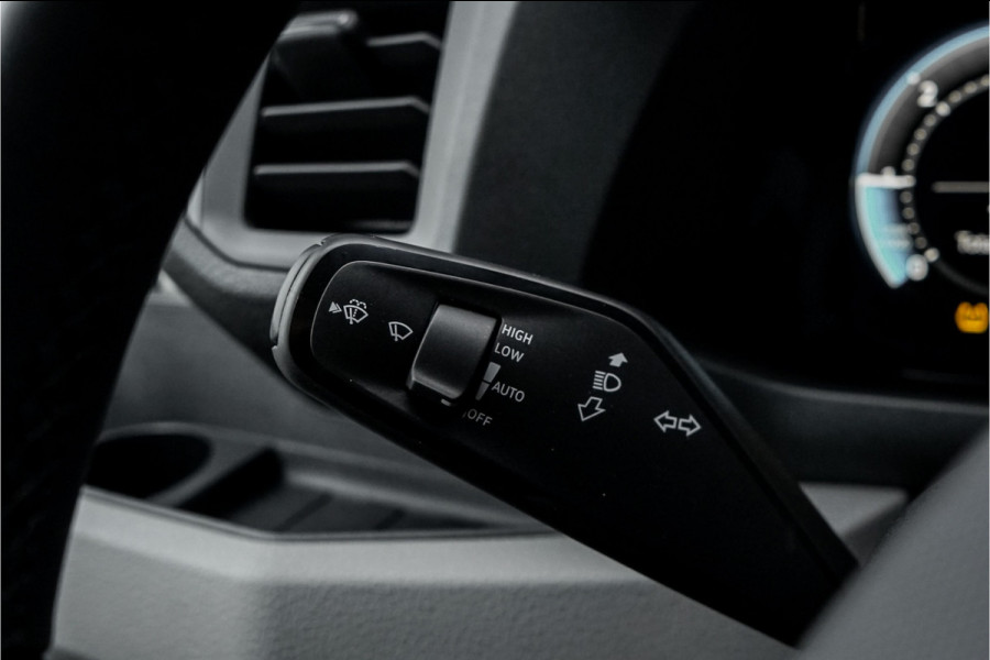 Volkswagen Crafter 35 2.0 TDI L3H2 ACC Dubbel Schuifdeur BPM Vrij Facelift LED Volkswagen Crafter 35 2.0 TDI L3H2 ACC Dubbel Schuifdeur BPM Vrij Facelift LED