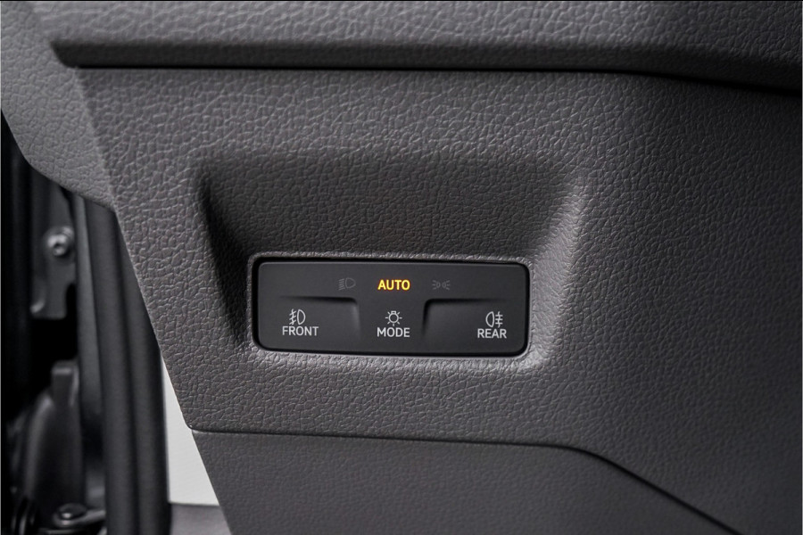 Volkswagen Crafter 35 2.0 TDI L3H2 ACC Dubbel Schuifdeur BPM Vrij Facelift LED Volkswagen Crafter 35 2.0 TDI L3H2 ACC Dubbel Schuifdeur BPM Vrij Facelift LED