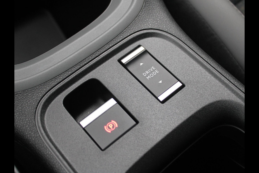 Jeep Avenger Longitude Business Pack 54 kWh | Uit voorraad leverbaar | 17% Bijtelling | Winter Pack