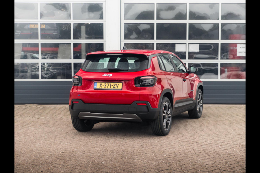 Jeep Avenger 54kWh | Uit voorraad leverbaar | 17% Bijtelling | 18" LM Velgen| Rijklaar
