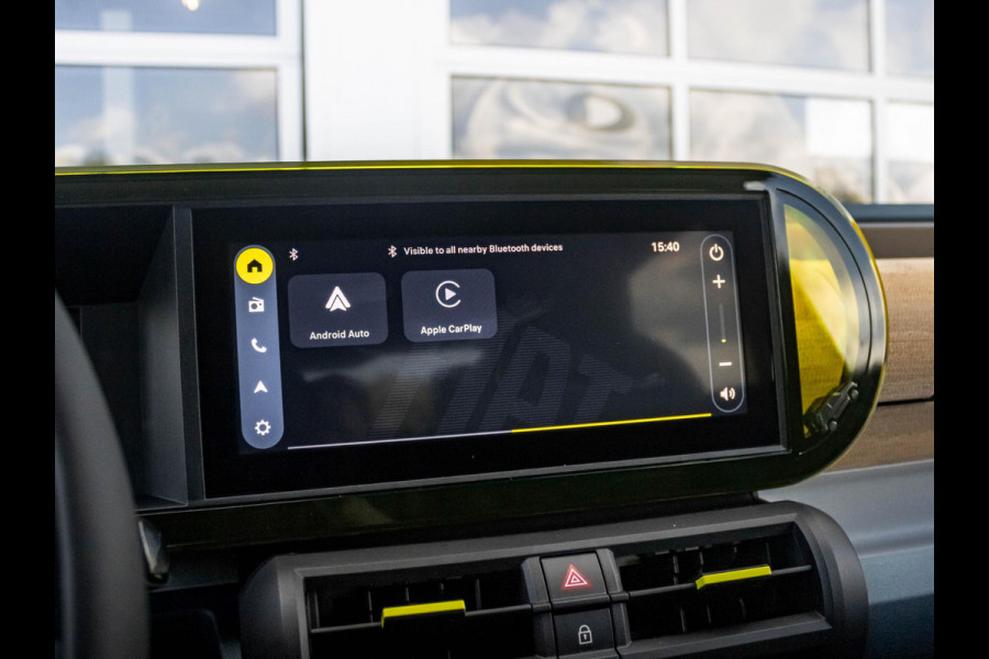 Fiat Grande Panda La Prima 11 kW 44 kWh | Uit voorraad leverbaar | Clima | Cruise | Camera | Apple Carplay | 17" | Navi | Winter Pack