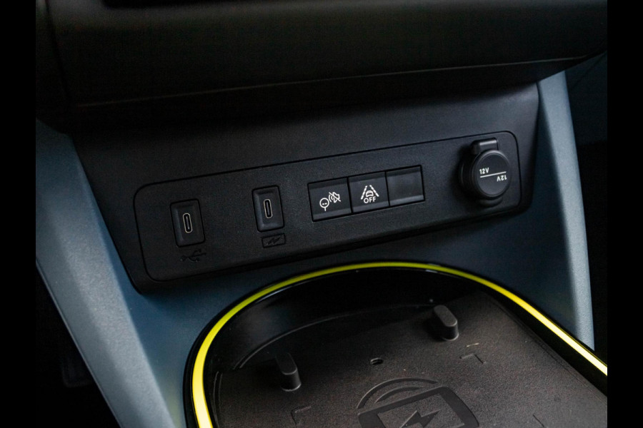 Fiat Grande Panda La Prima 11 kW 44 kWh | Uit voorraad leverbaar | Clima | Cruise | Camera | Apple Carplay | 17" | Navi | Winter Pack