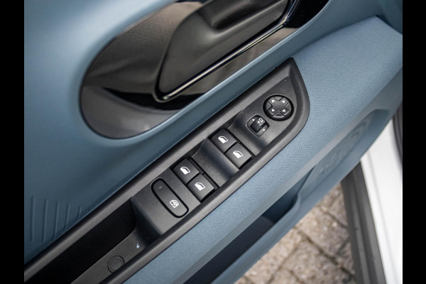 Fiat Grande Panda La Prima 11 kW 44 kWh | Uit voorraad leverbaar | Clima | Cruise | Camera | Apple Carplay | 17" | Navi | Winter Pack