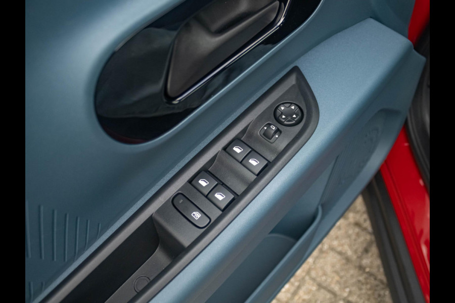 Fiat Grande Panda Red 11 kW 44 kWh | Uit voorraad leverbaar | Airco | Cruise | Apple Carplay | 16" | PDC | Private Lease € 365,-*