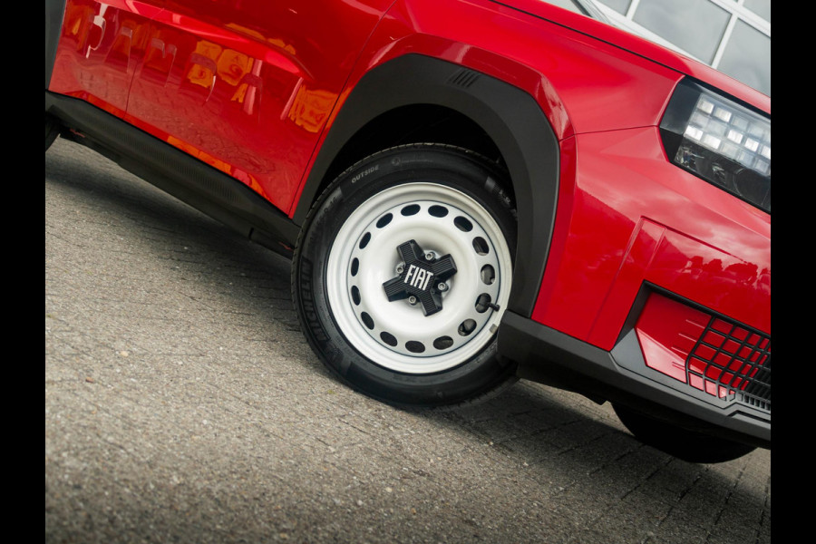 Fiat Grande Panda Red 11 kW 44 kWh | Uit voorraad leverbaar | Airco | Cruise | Apple Carplay | 16" | PDC | Private Lease € 365,-*