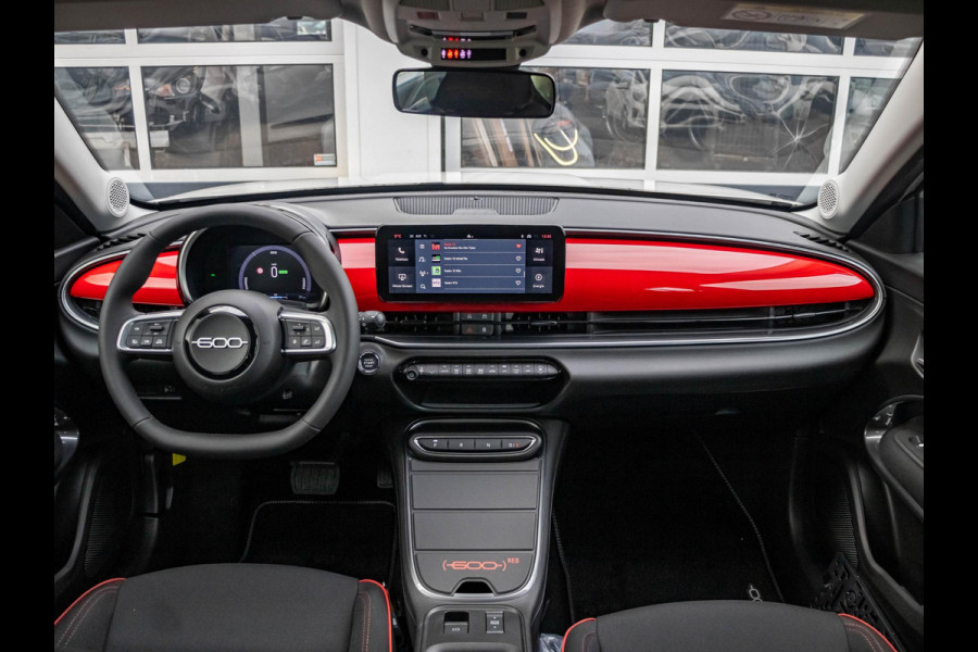 Fiat 600E RED 54 kWh | Uit voorraad leverbaar | 17% Bijtelling | Mega scherpe Prijs | Gratis Wallbox