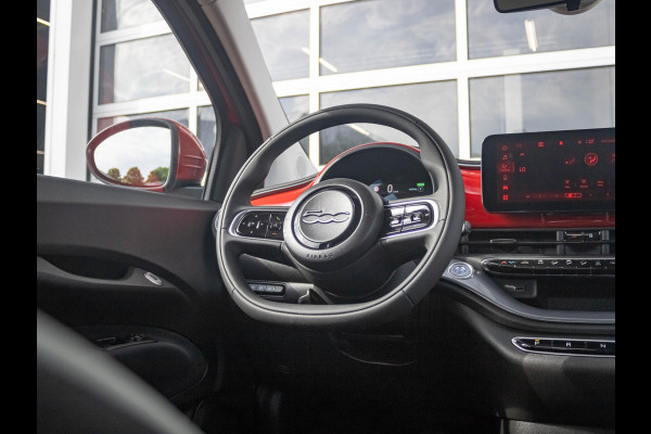 Fiat 500E 42 kWh | Uit voorraad leverbaar | 17% Bijtelling| Clima | Cruise | Apple Carplay