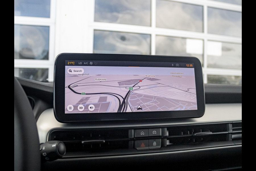 Jeep Avenger 1.2 e-Hybrid Summit | Winter Pack | Infotaiment & Convenience Pack