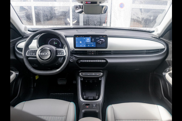 Fiat 600E La Prima 54 kWh | Carplay | Elek. Stoel | Stoelverwarming | Keyless | LED | Clima Fiat 600E La Prima 54 kWh | Carplay | Elek. Stoel | Stoelverwarming | Keyless | LED | Clima