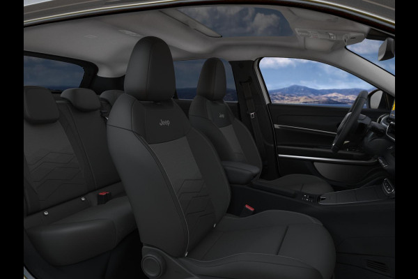 Jeep Avenger 1.2 e-Hybrid Summit | Uit voorraad leverbaar | Winter Pack | Schuif/Kanteldak | Infotaiment&Convenience Pack | Bicolore Jeep Avenger 1.2 e-Hybrid Summit | Uit voorraad leverbaar | Winter Pack | Schuif/Kanteldak | Infotaiment&Convenience Pack | Bicolore