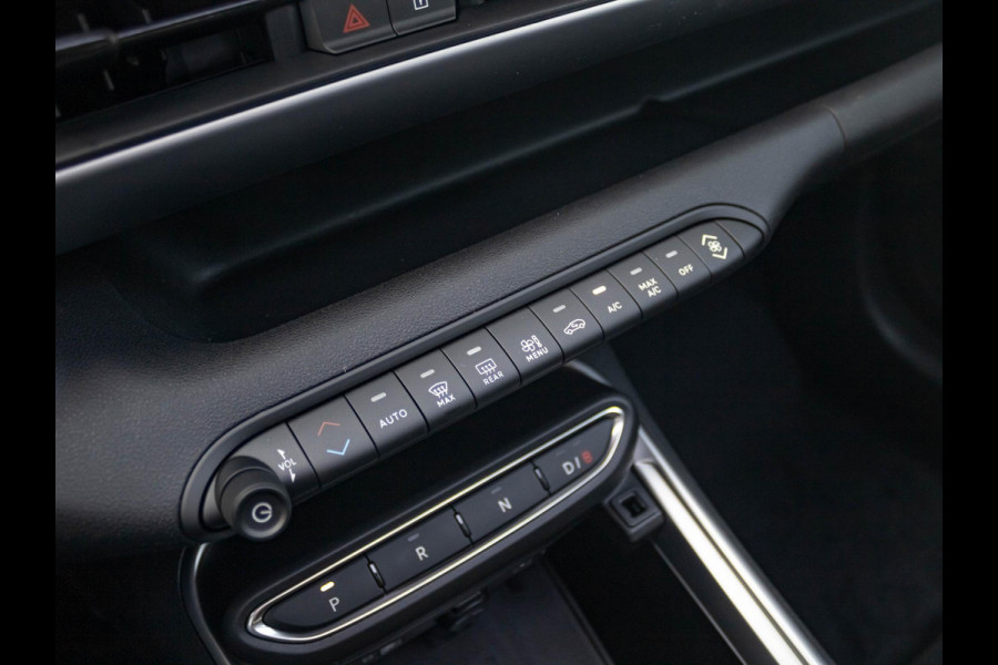 Jeep Avenger Summit 54 kWh | Uit voorraad leverbaar | 17%  Bijtelling | Schuif/Kanteldak | Leder&Winter Pack | Warmtepomp | Info&Convenience Pack | Full Operational Lease € 599,-